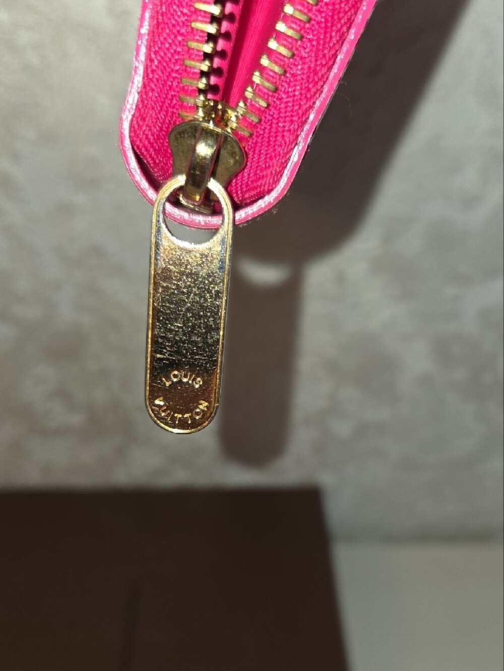 Louis Vuitton Pink Floral Patent Zip Wallet - Picture 5 of 9